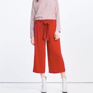 Zara Red Cropped Flowing Culottes XS